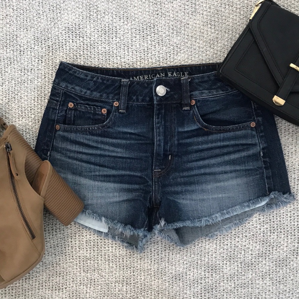 AMERICAN EAGLE high rise festival short size 2